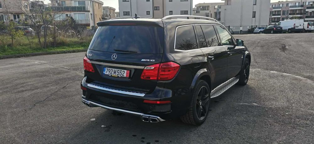 Mercedes-Benz GL 63 AMG V8 BITURBO 7G TRONIC