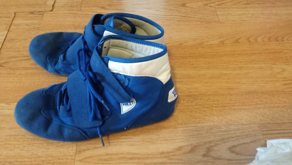 Продам борцовки р.41