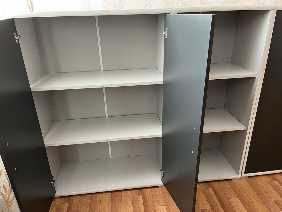 Продается  офисная  мебель