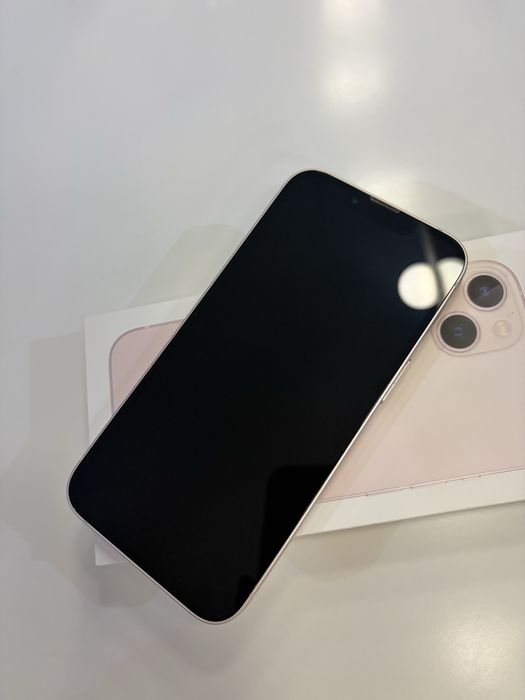 iPhone13, 128GB, Roz (Pink)-  Impecabil la cutie