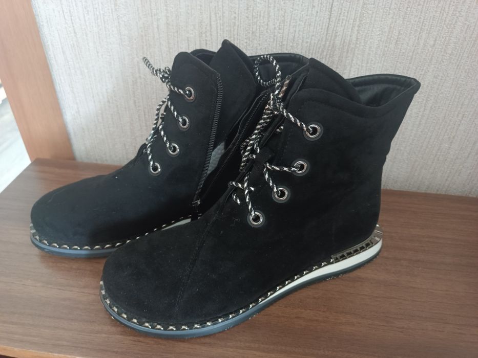 Продам размер 39-40