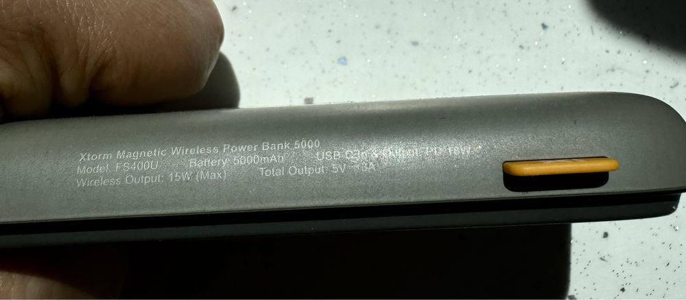 Магнитна безжична батерия 5000 mAh за Iphone 15,14,13 и 12