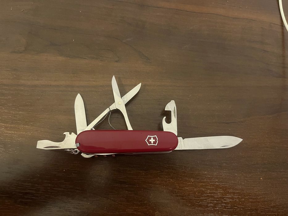Briceaguri Victorinox