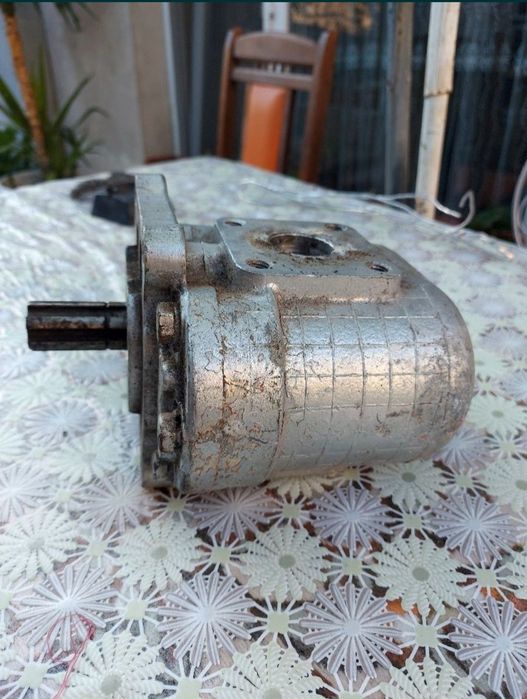 Маслена помпа за трактор