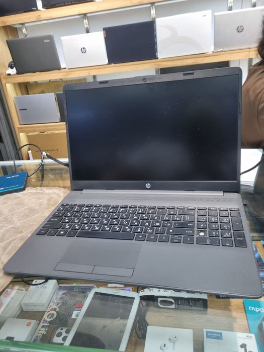 Ryzen 5-5500 / 8GB / SSD 256GB / Ideal