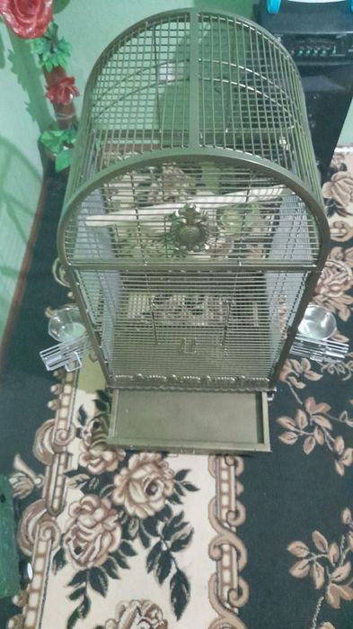 Кафас Сотилади янги 2 ой куш бокилган