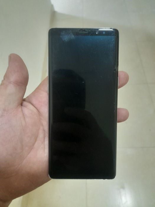 Samsung note 8 sotiladi
