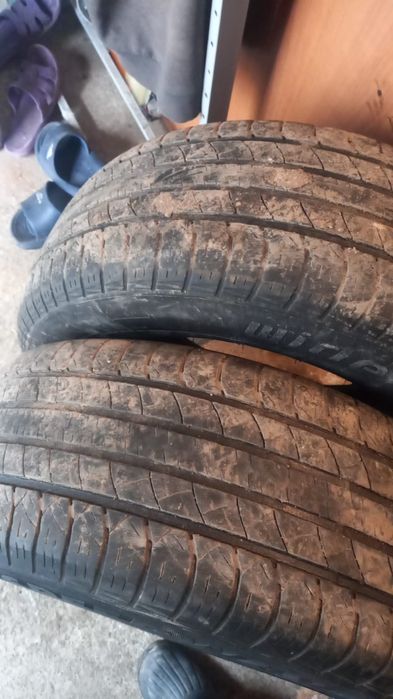 Покрышка 275/65 R17 Сатылады.