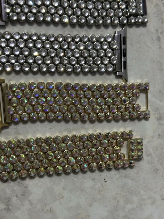 Продам браслеты  на apple watch 8. 45мм