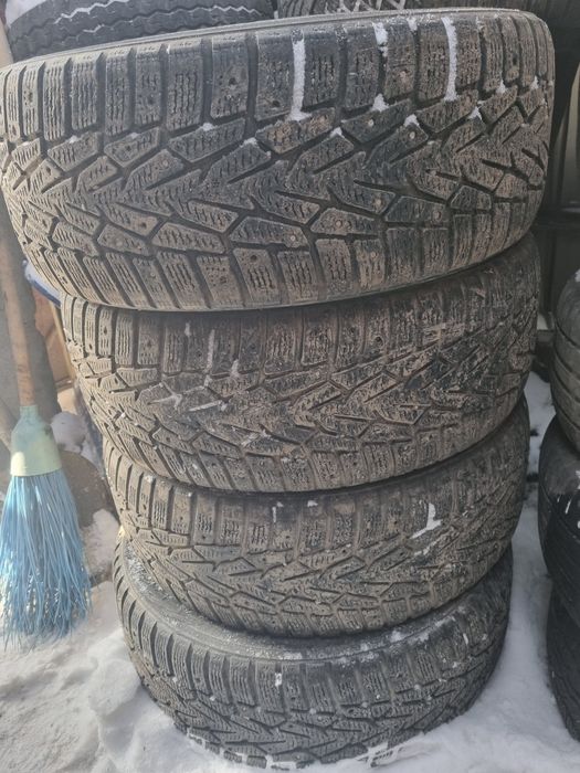 Продам шины хорошем состоянии