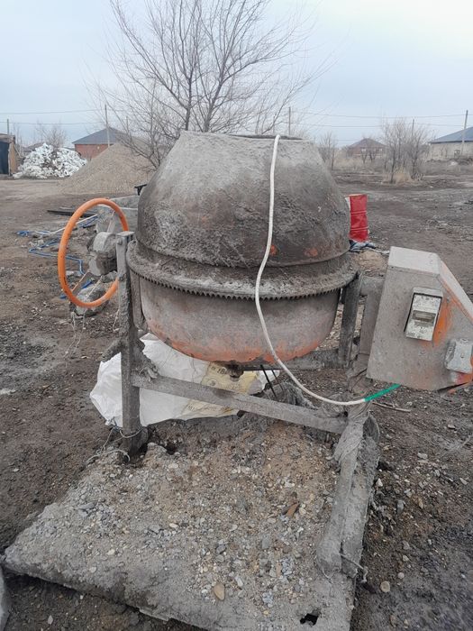 Бетонный мешалка