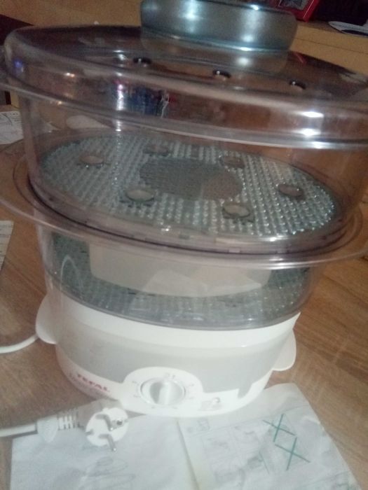 Aparat de gatit cu abur TEFAL STEAM CUISINE. NOU