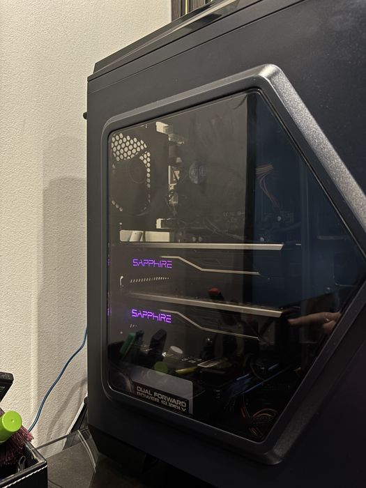 Бюджетен Геймърски Настолен i7 4770/ GTX 1070Ti 8GB / 16GB RAM/ SSD+ HDD