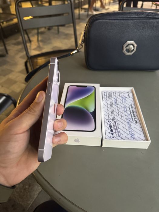 Продам Телефон Айфон 14 128Gb