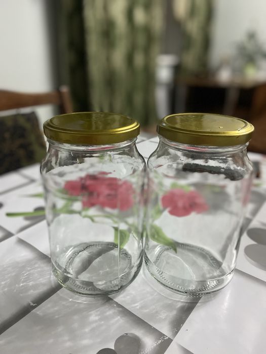 Продам банки литровы