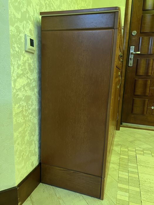 Продам комод для обуви