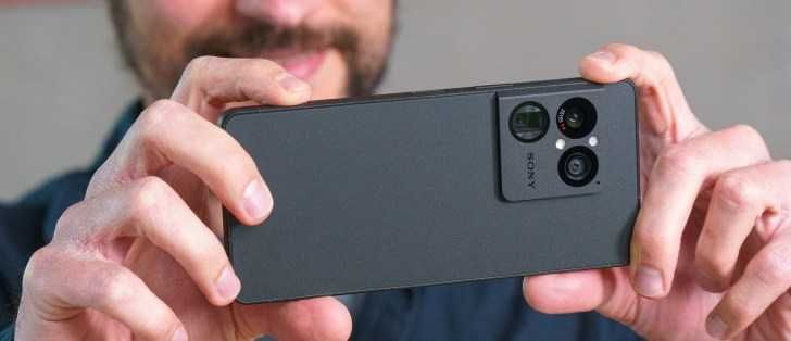 Sony Xperia 1 VIII глобален с e-sim, Android auto, меню на български 2 години гаранция