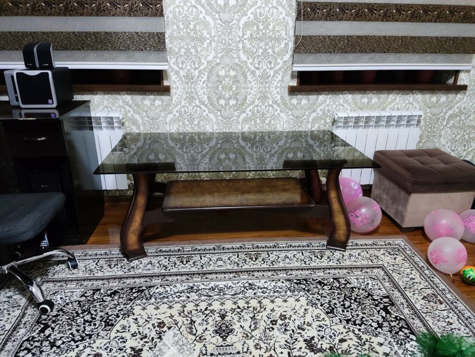 Журнальный столик