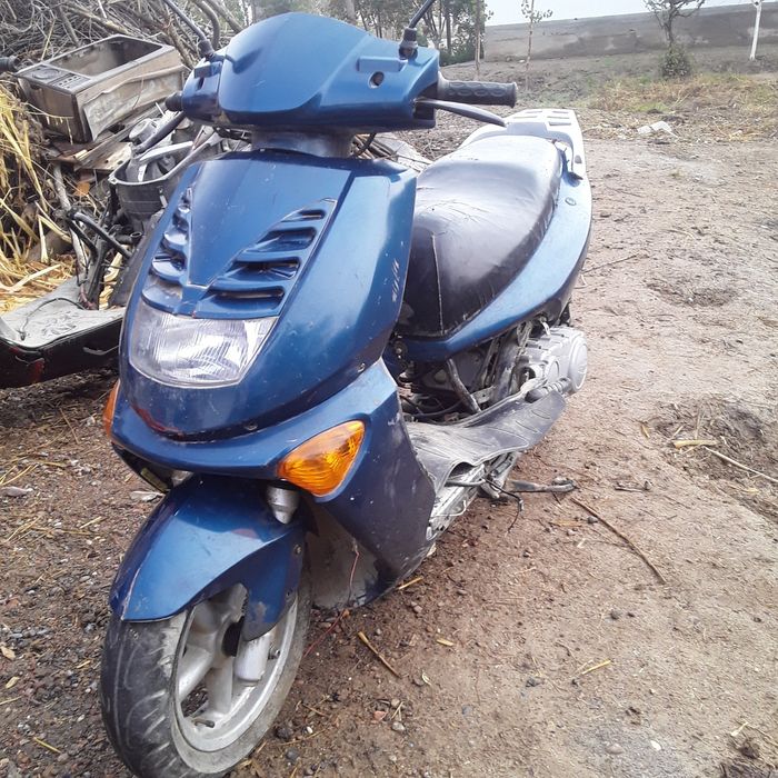 Skuter daelim 150kub