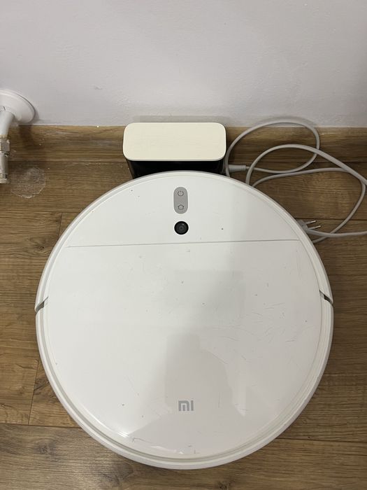 Xiaomi Robot прахосмукачка и моп