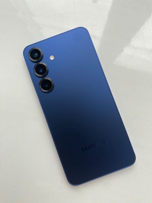 Samsung s25 128/12