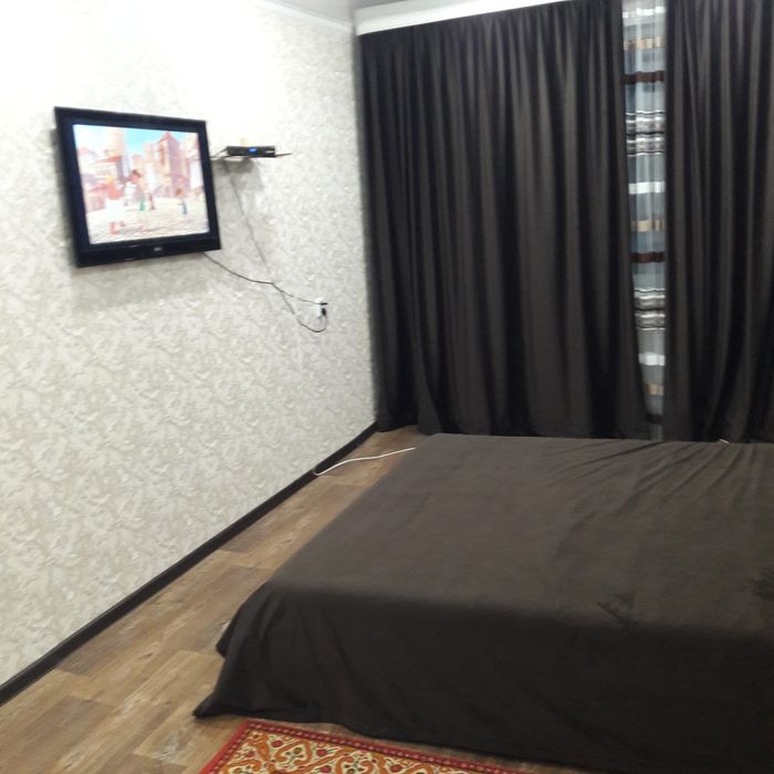 Школьник .1 комнатная.