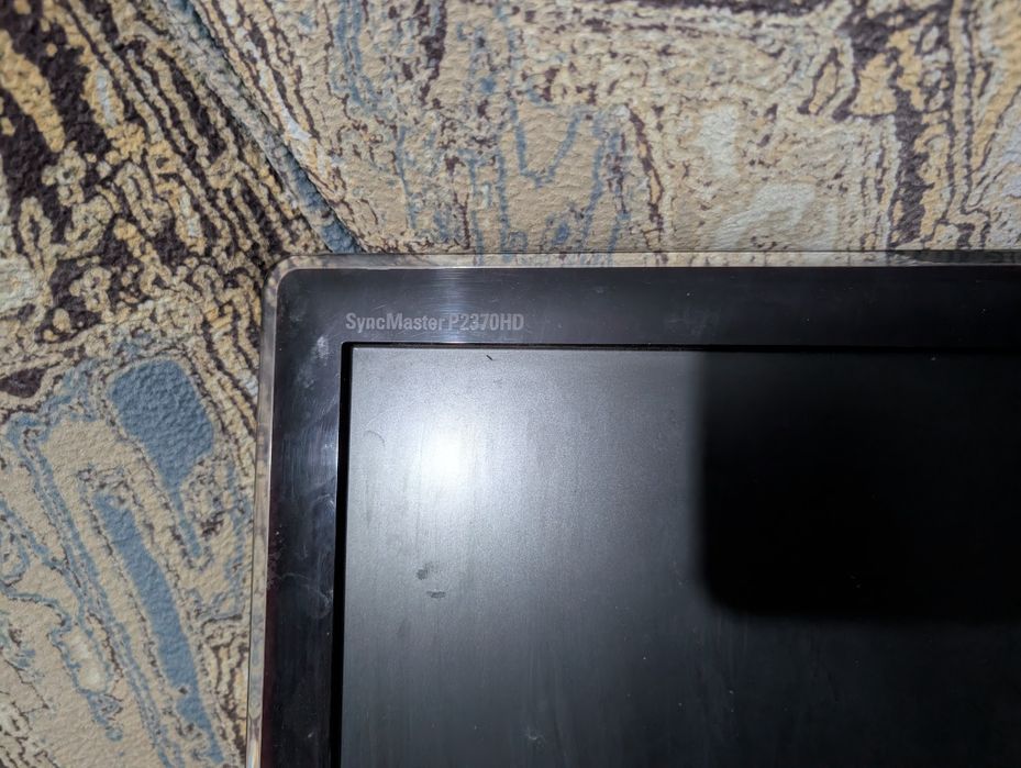 Монитор Samsung P2370HD + ТВ тюнер