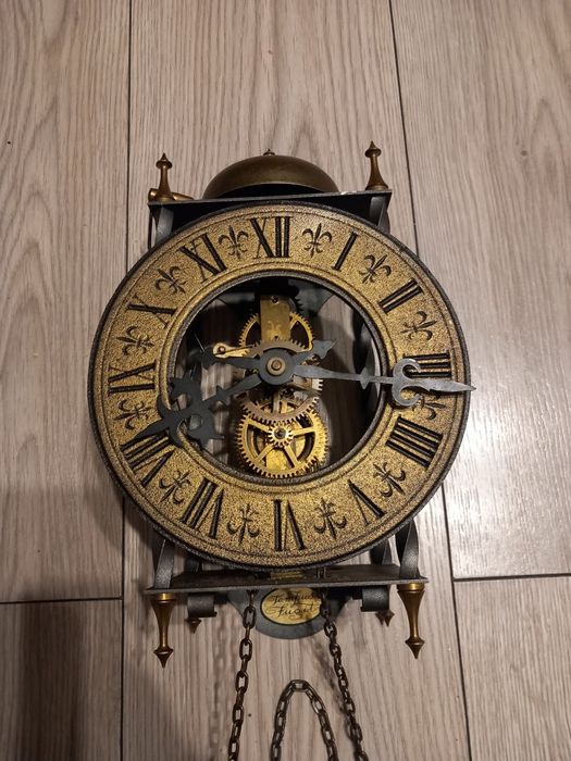 Vand Ceas cu Pendula Tempus Fugit