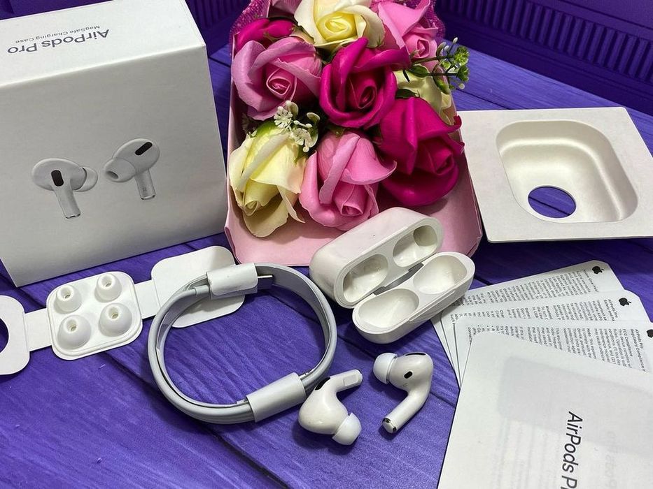 AirPods Pro премиум