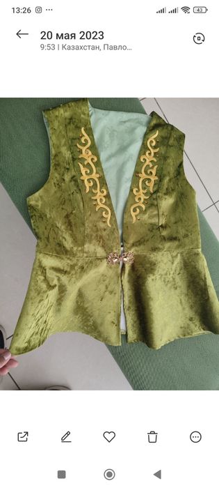 Продам костюм на годик