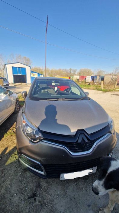 Dezmembrez Renault Captur 2015 . 0.9