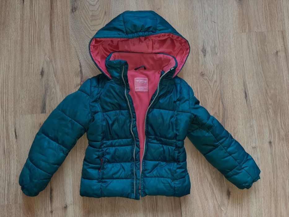 Зимни якета и елек/Terranova, Zara/, размер 110-122/ за 35 лв.