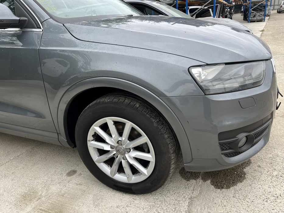 Fata completa Audi Q3 2013
