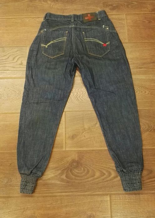 Дънки женски - разпродажба всичко на една цена