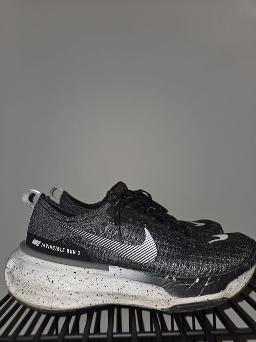Обувки NIKE Invincible Run 3