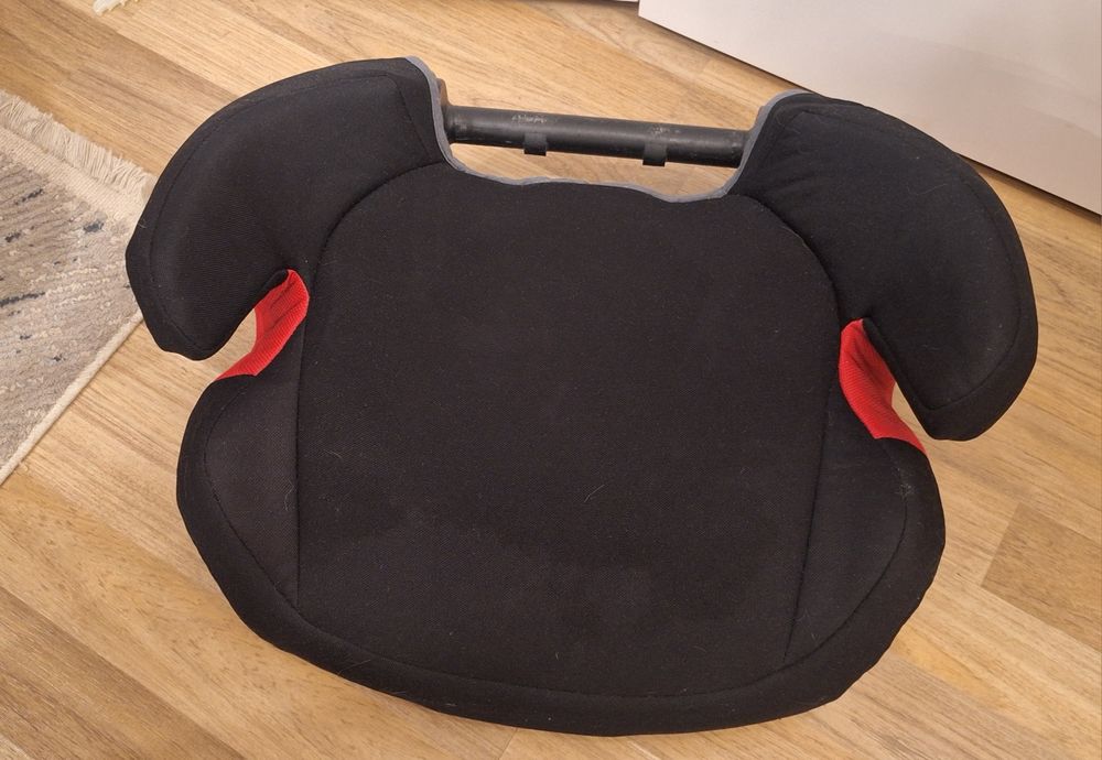 Автокресло Cybex Isis-Fix