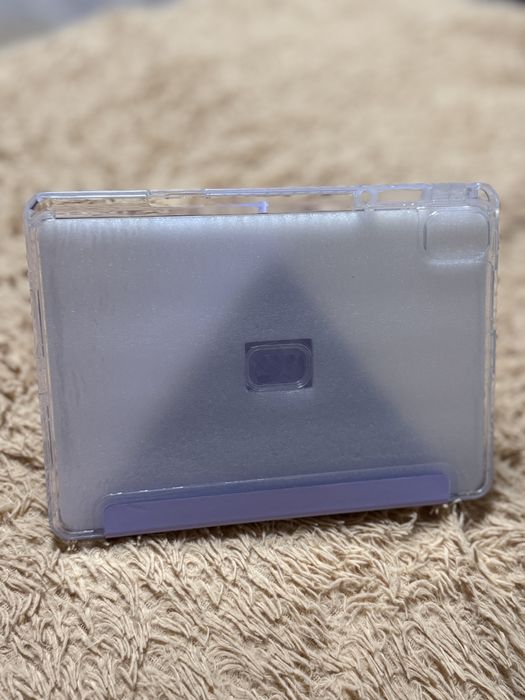 Чехлы на планшет