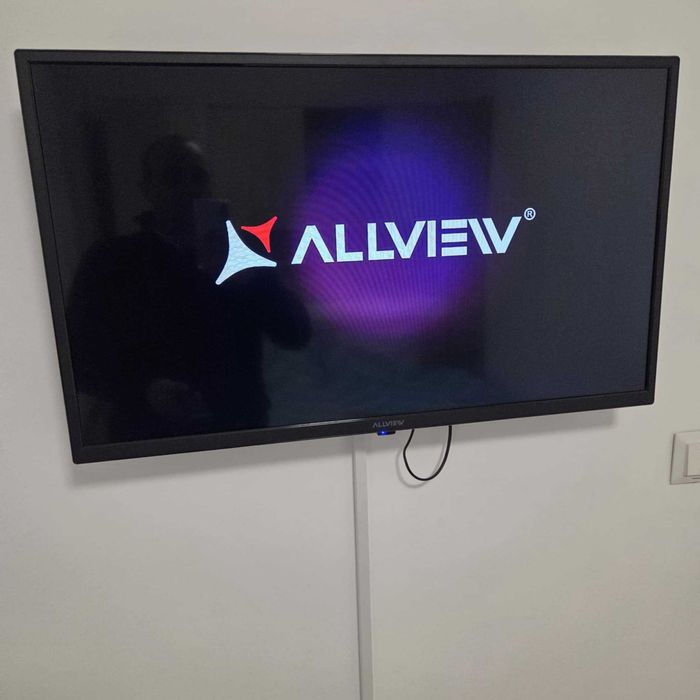 4 televizoare  samsung si allview