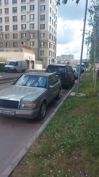 Мерседес 124 в хорошем состоянии