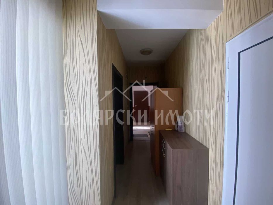 Дава се под наем Тристаен апартамент в Велико Търново, Център - 90 кв.м за 410 € - Снимка #4