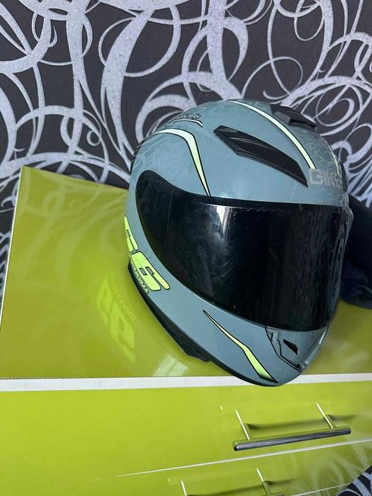 Шлем  на мопед  бу