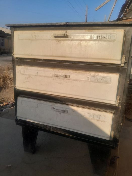 Elekrta pechka sotiladi