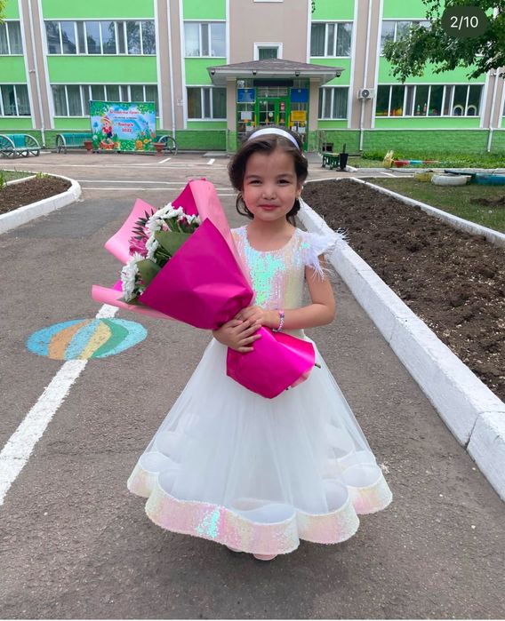 Прокат платьев на 8 марта