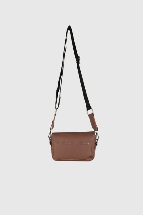 НОВО! ЛИКВИДАЦИЯ! Мини дамска чанта в кафяво