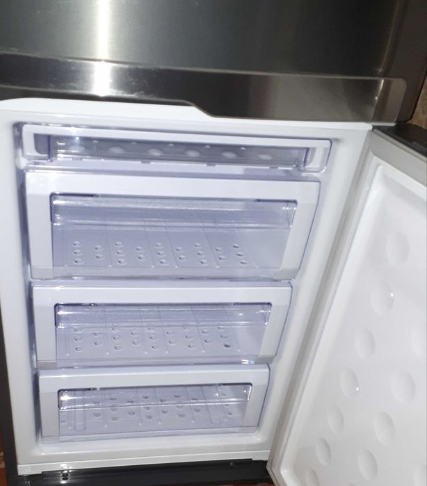 ХОЛОДИЛЬНИК на запчасти