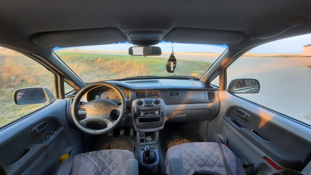 Продам Hyundai trajet
