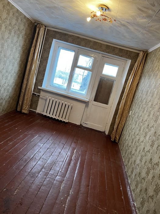 Сдам квартиру ауэззова 21 2 этаж