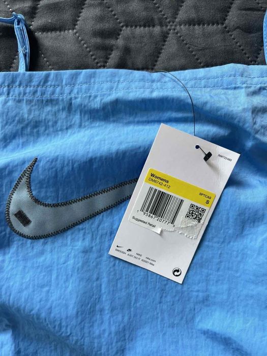 Дамски рокли nike и tommy hilfiger