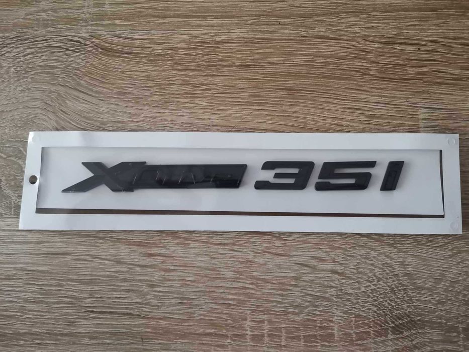 черен надпис BMW Xdrive 35i