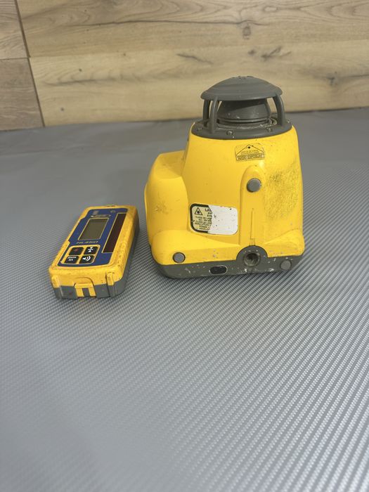 Spectra precision laser LL 300 nivela totativa